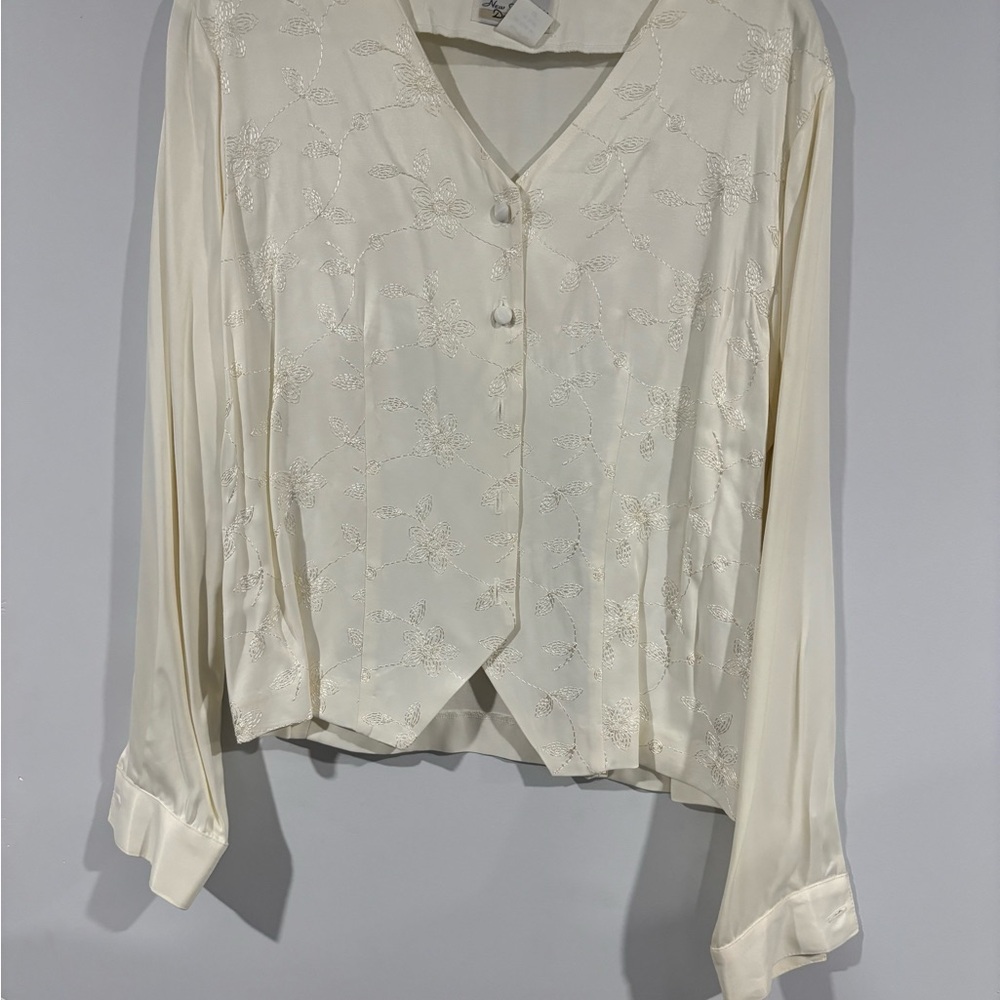 Vintage Elegant Cream Blouse